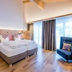 Zur Pfeffermuehle 호텔 4*
