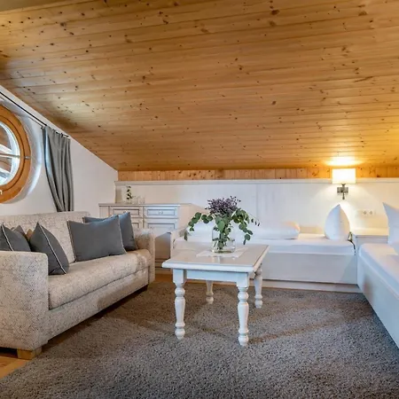 Zur Pfeffermühle 4* St. Anton am Arlberg
