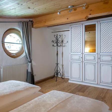 Zur Pfeffermühle Hotel 4*