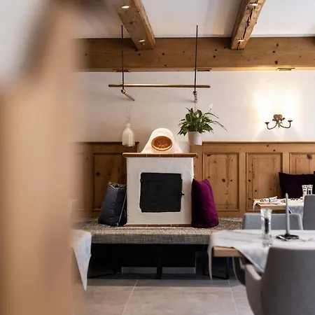 Zur Pfeffermühle Hotel 4*