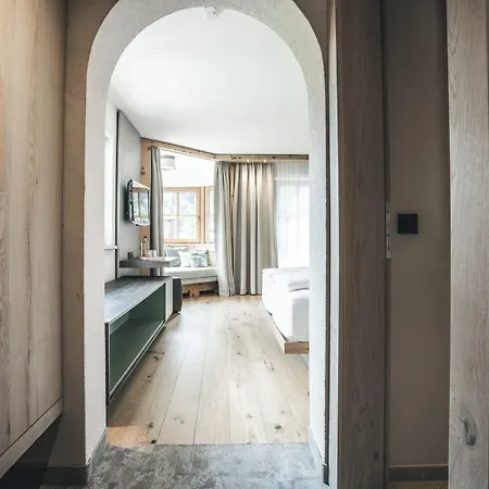 Zur Pfeffermuehle Hotel Sankt Anton am Arlberg