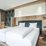 فندق Zur Pfeffermuehle 4*