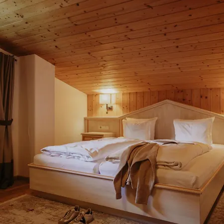Hotel Zur Pfeffermuehle St. Anton am Arlberg